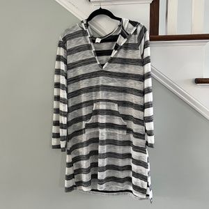 Black & White Striped Beach Cover up with Hood. Size Large